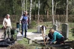 2010-04-24-graven-opknappen